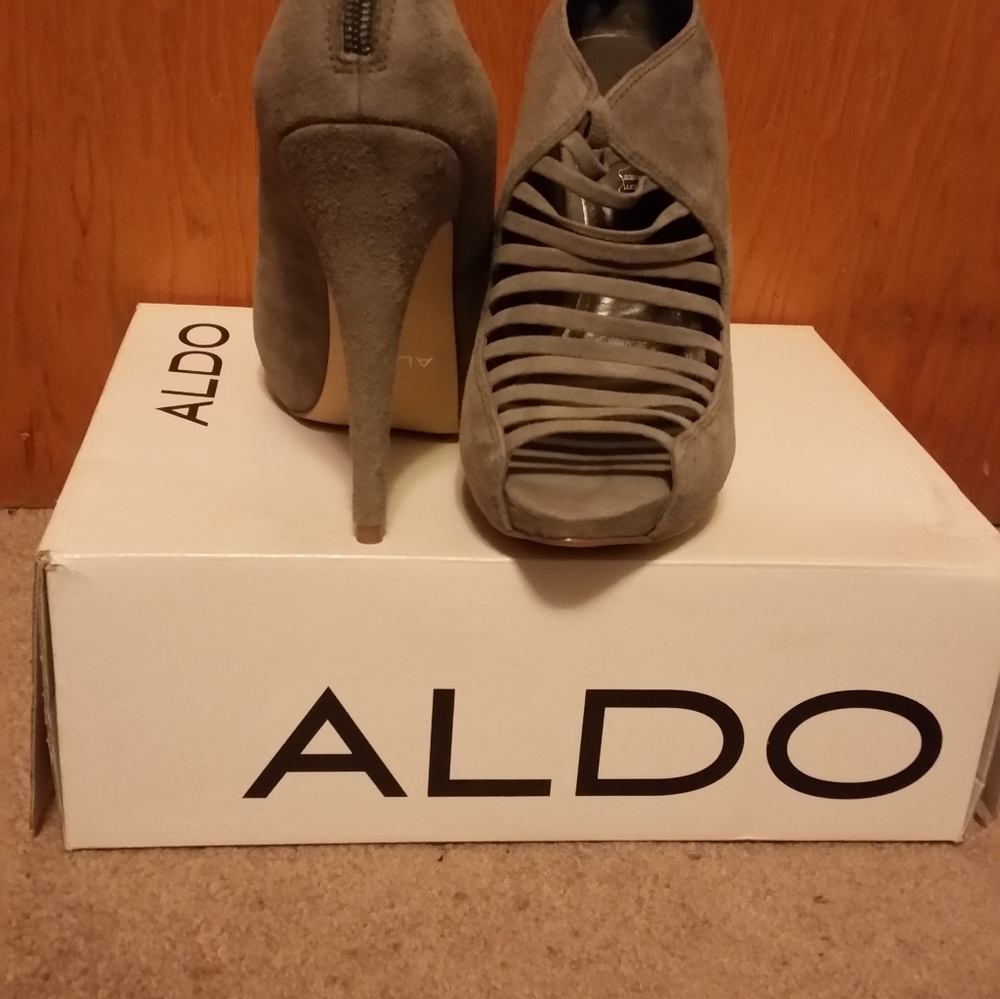 Suede heels